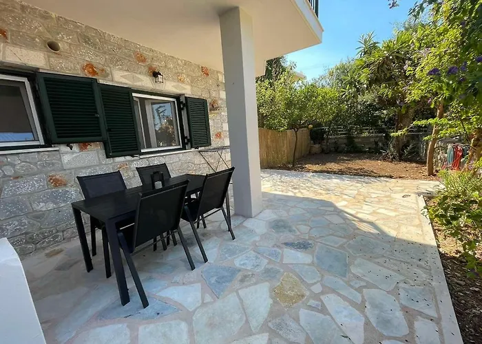 Omoro Apartamento Stoúpa